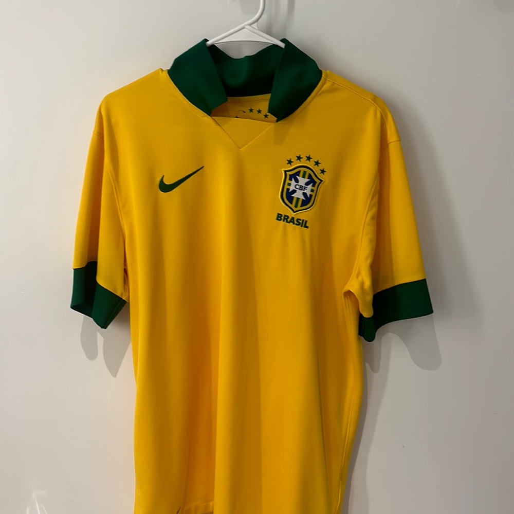 Nike dry fit Brazil jersey style t shirt